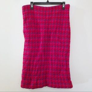 Vintage Houndstooth Fuchsia Pomegranate Skirt